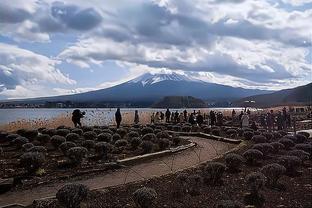 德天空：赫拉芬贝赫无意今夏离开利物浦，他想在新帅麾下证明自己